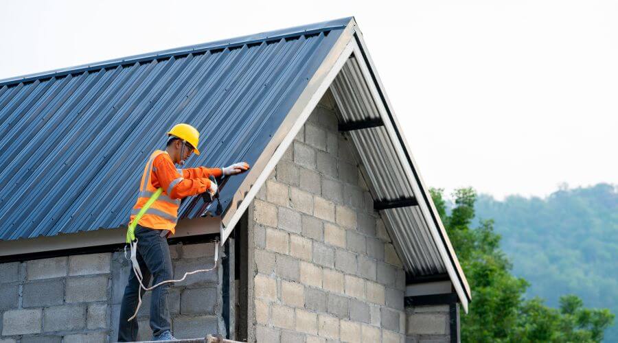 Expert new roof installation services in Mentone, IN