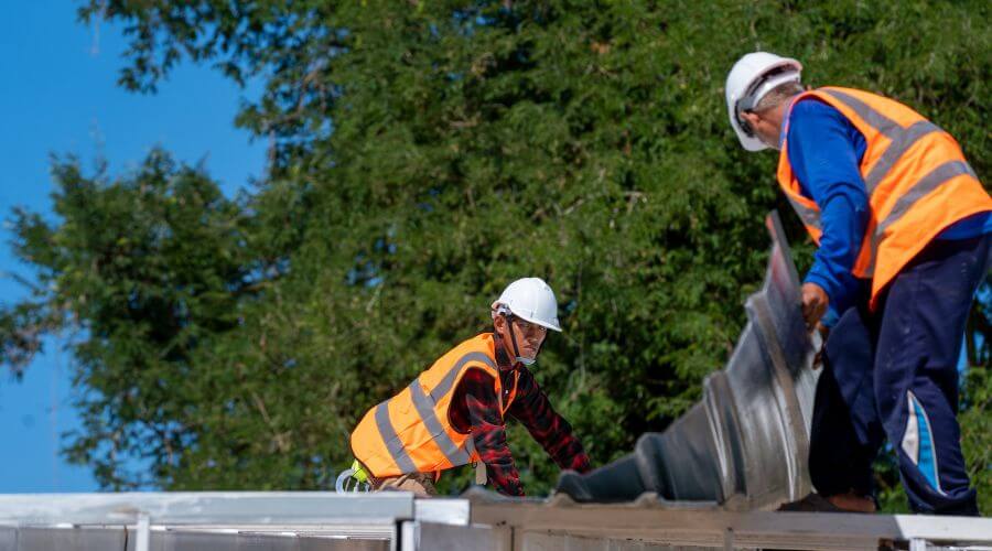 Professional new roof installation services in Mentone, IN